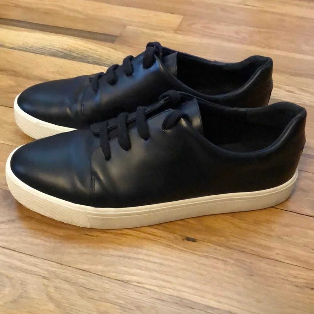 Vince Shoes - Picture 1 of 6